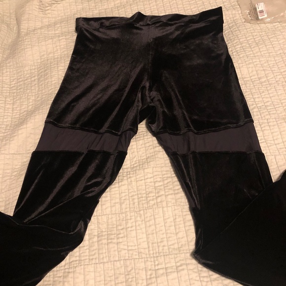 NWT BlackMilk Velvet Spartans High Waisted Sheer Flare Pants L Large - Picture 2 of 9